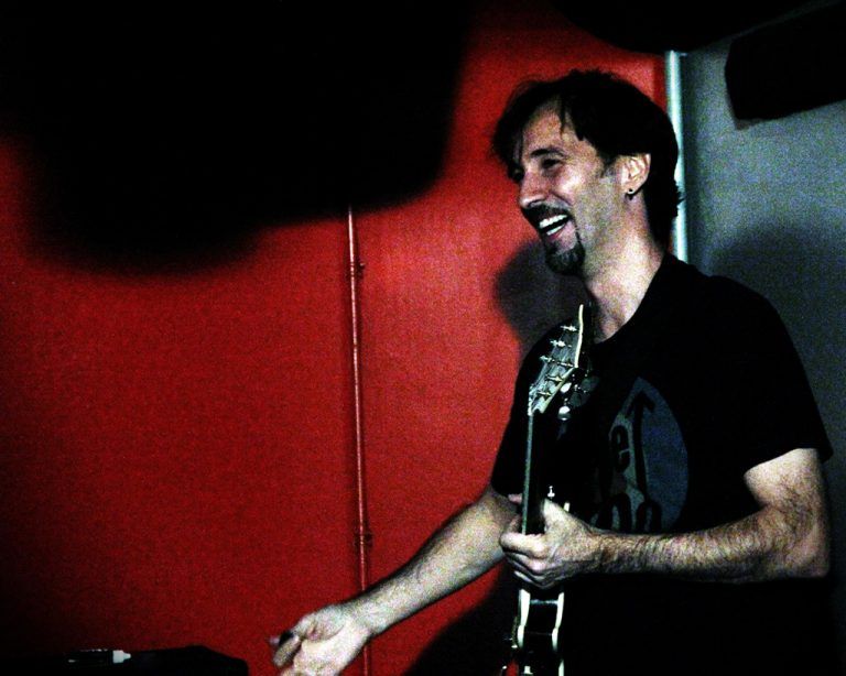 LeGatos - Música pop-rock en español - Pablo Chávarri (ContraClub)